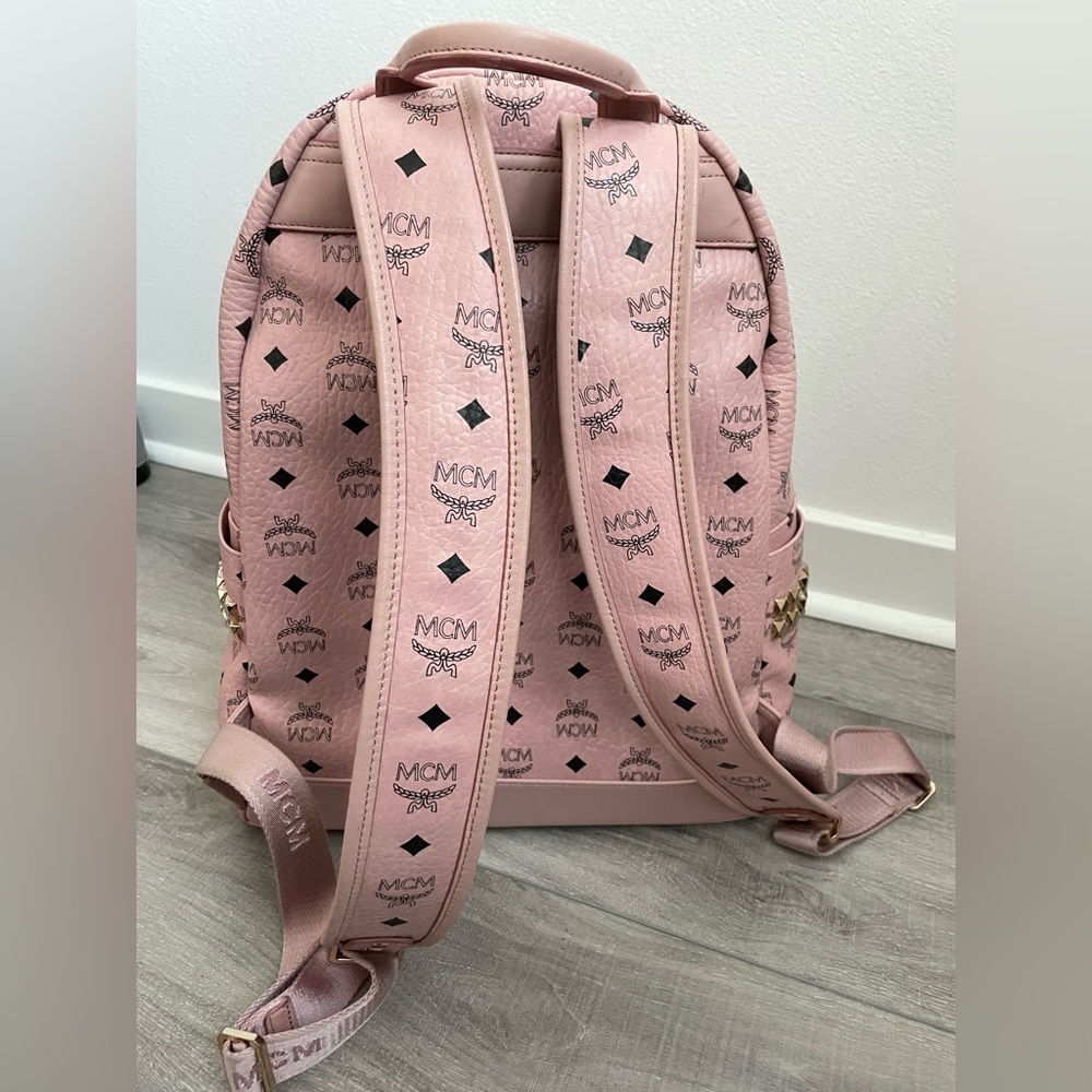 MCM BACKPACK - Picture 2 of 2